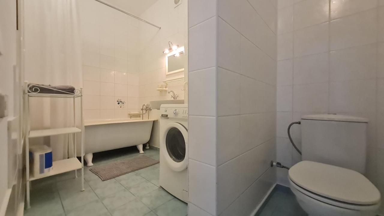 Rehouse Vokieciu Str.9, 2 Bedroom Вилнюс Екстериор снимка